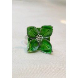 Bague fleur verte